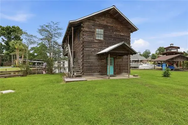 32535 Rainy Lane, Springfield, LA 70462