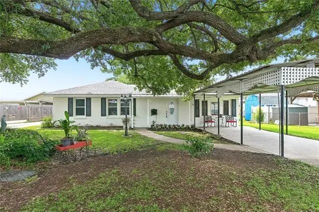 203 Broad Street, Belle Chasse, LA 70037 - #1