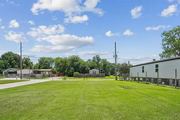 3113 Ashley Drive, Violet, LA 70092