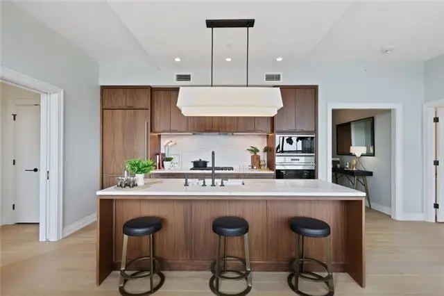 1001 Julia Street #6A, New Orleans, LA 70113 - #3