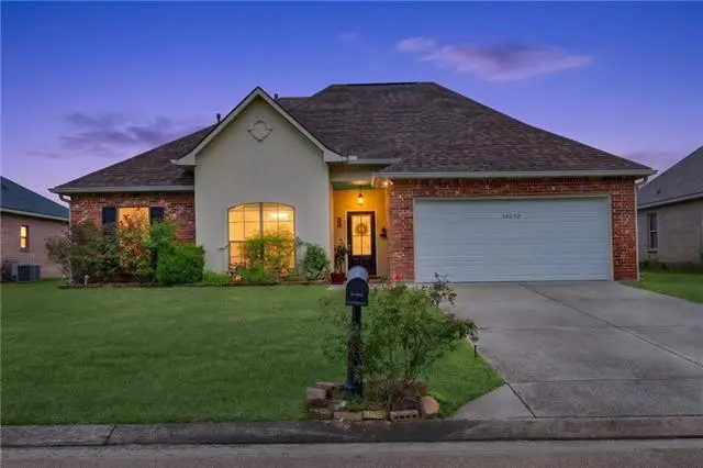 26232 Burlwood Avenue, Denham Springs, LA 70726 - #1