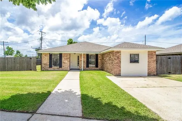 2701 Cambridge Drive, Laplace, LA 70068