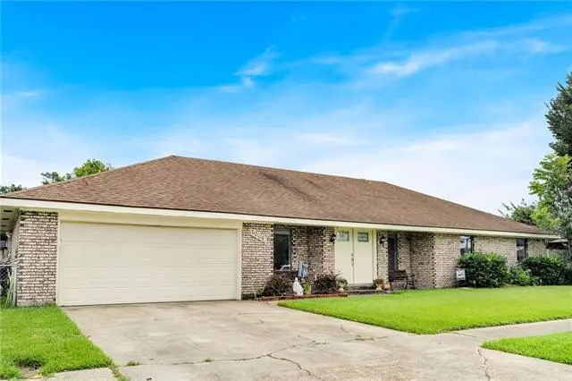 3821 Hillcrest Drive, Marrero, LA 70072 - #2