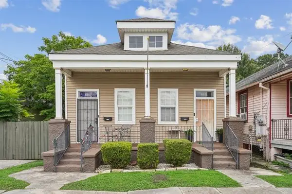 8221-23 Apple Street, New Orleans, LA 70118