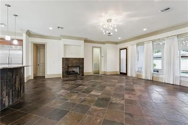 131 Colonial Club Drive, Harahan, LA 70123 - #2