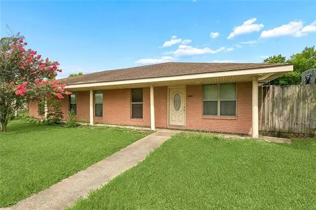 2005 Marietta Street, Chalmette, LA 70043 - #1