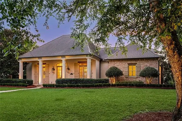 323 Black Jack Oak Drive, Madisonville, LA 70447