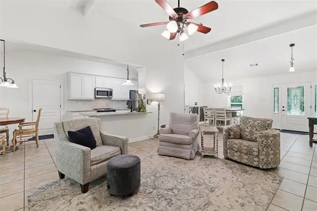 19331 Hector Street, Mandeville, LA 70471 - #2