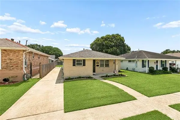 1317 Wisteria Street, Metairie, LA 70005