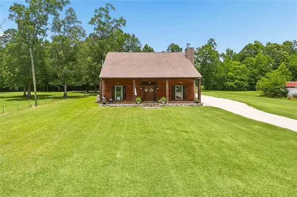 23541 444 Highway Highway, Livingston, LA 70754