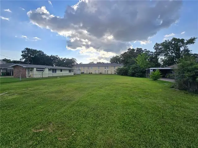 320 Little Farms Avenue, River Ridge, LA 70123 - #2