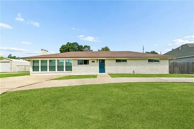 118 E X Street, Belle Chasse, LA 70037 - #1