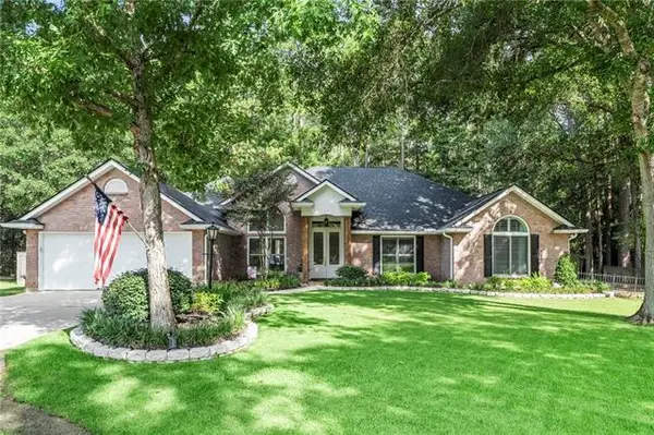 1020 Trail Court, Mandeville, LA 70448