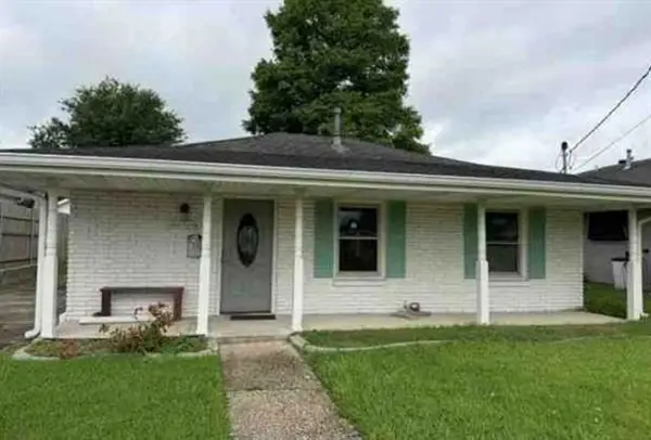 420 Roseland Parkway, Harahan, LA 70123