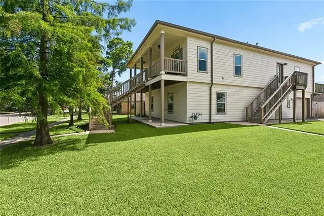 2220 Fenelon Street, Chalmette, LA 70043 - #3