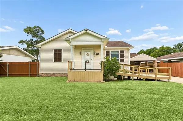 105 Yorke Street, Belle Chasse, LA 70037