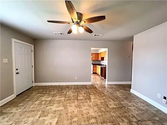 425-27 Dubarry Street, Chalmette, LA 70043 - #3