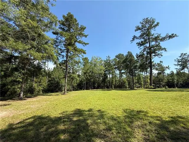 2748 Shade Tree Court, Abita Springs, LA 70420 - #2