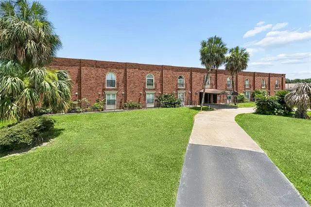 6901 Veterans Boulevard #49, Metairie, LA 70003 - #2