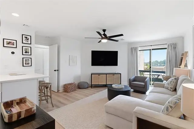 420 Metairie Hammond Highway #231, Metairie, LA 70005 - #3