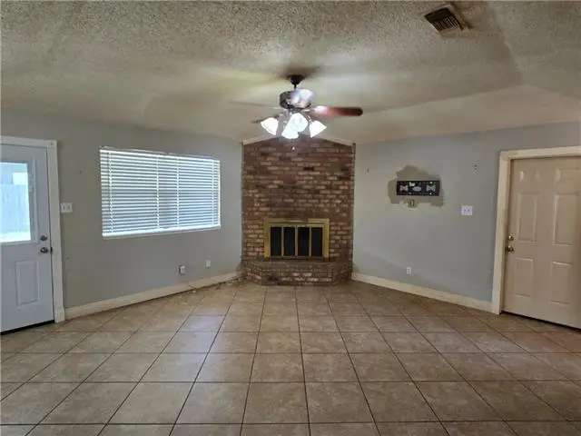 2405 Williamsburg Drive, Laplace, LA 70068 - #3