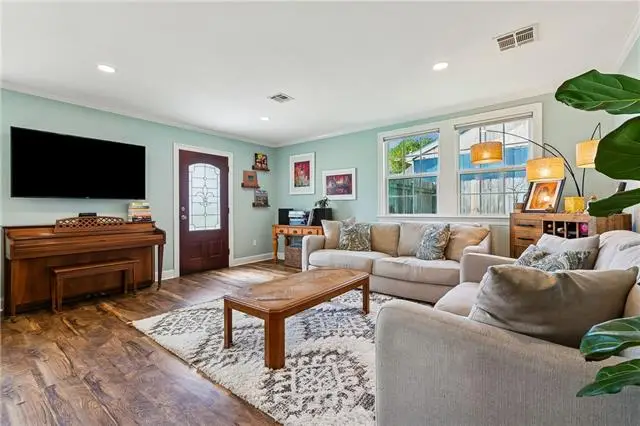 284 W Shannon Lane, Harahan, LA 70123 - #2