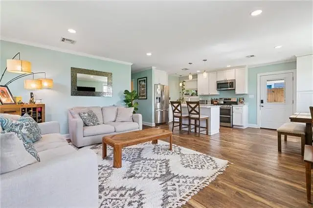 284 W Shannon Lane, Harahan, LA 70123 - #3