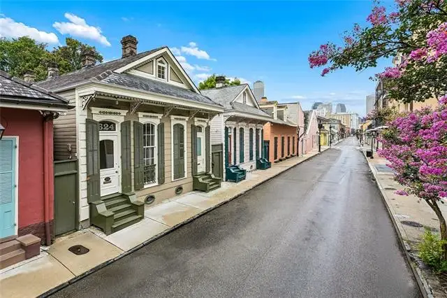 622--24 Burgundy Street, New Orleans, LA 70112 - #2