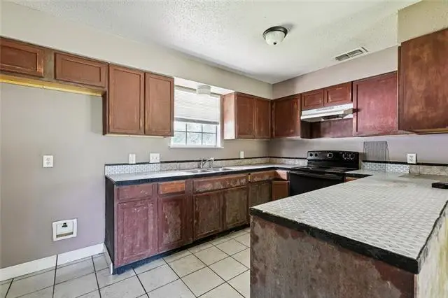 1735 W Hall Avenue, Slidell, LA 70460 - #3