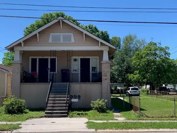 805-07 Whitney Avenue, New Orleans, LA 70114