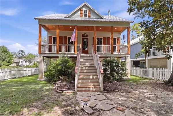 338 Depre Street, Mandeville, LA 70448