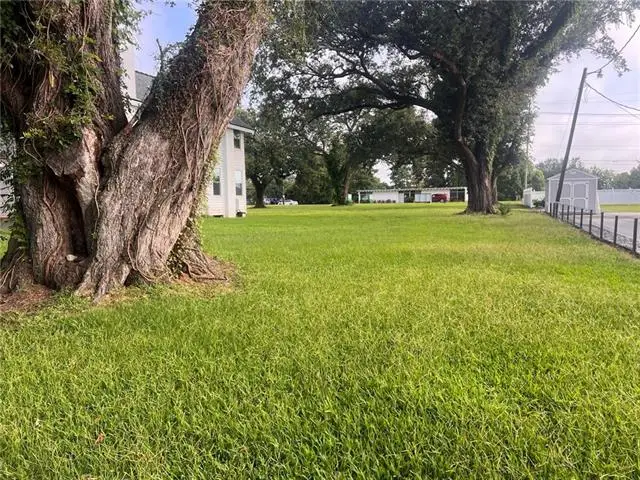 307 E Second Street, Thibodaux, LA 70301 - #1