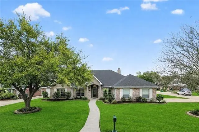 145 Lakewood Drive, Laplace, LA 70068 - #1