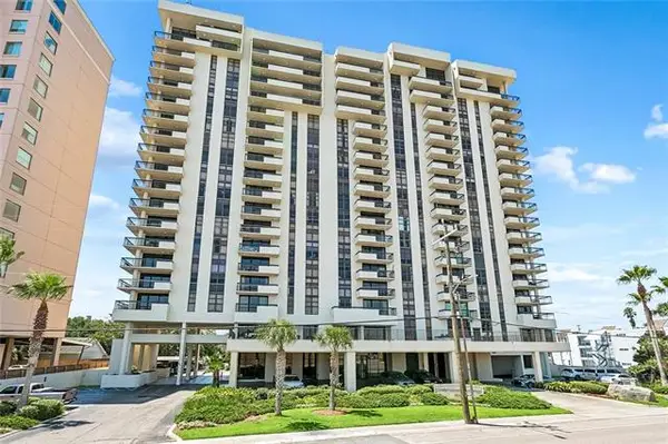 300 Lake Marina Avenue #15H, New Orleans, LA 70124