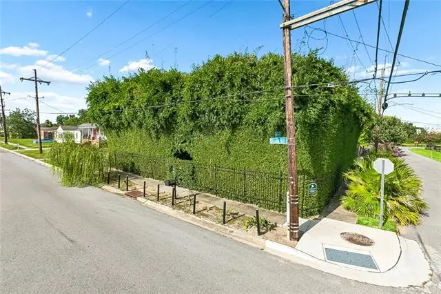 5401 Baccich Street, New Orleans, LA 70122 - #2