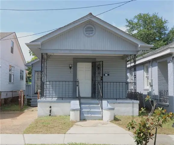 1977 Law Street, New Orleans, LA 70119