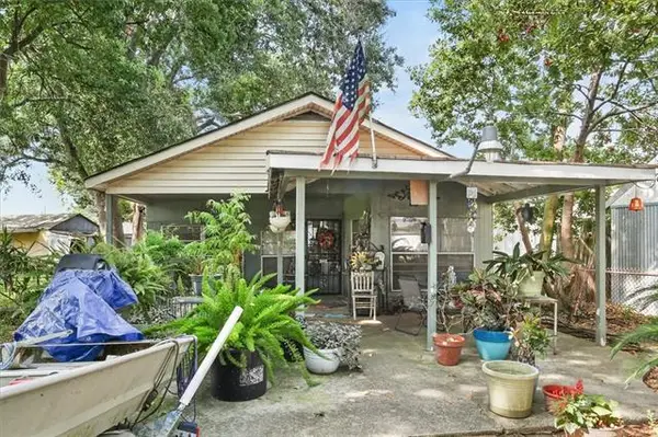 1206 Oak Street, Westwego, LA 70094