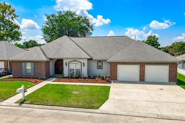 1236 Barbe Drive, Westwego, LA 70094