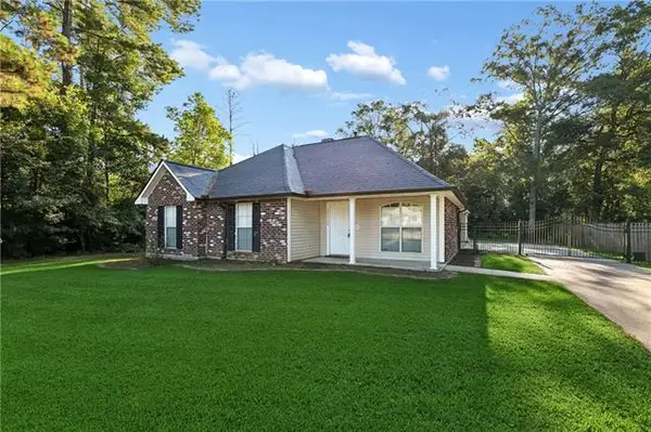 27712 Country Drive, Walker, LA 70785