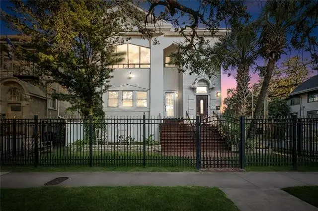 2001-03 S Carrollton Avenue, New Orleans, LA 70118 - #1