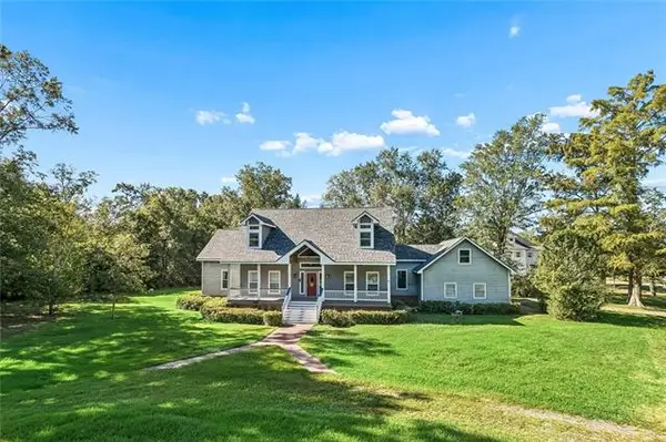 301 Shady Oak Lane, Mandeville, LA 70471