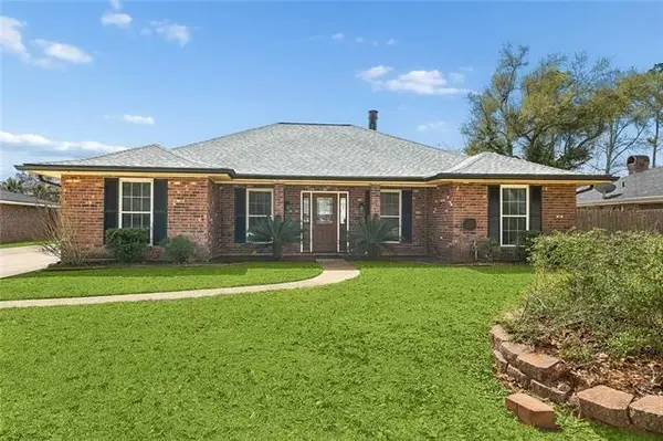 248 Devon Road, Laplace, LA 70068