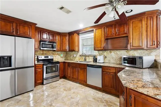 3800 Mumphrey Road, Chalmette, LA 70043 - #3