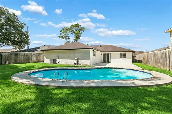 7731 Pebble Drive, New Orleans, LA 70128