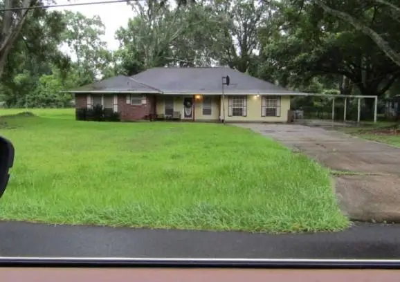 542 Ray Weiland Drive, Baker, LA 70714