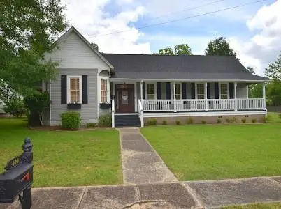 410 W Michigan Street, Popularville, MS 39470