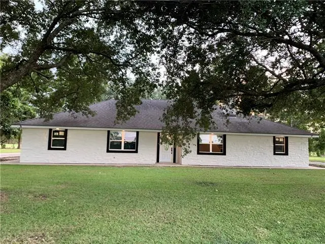 2700 S Bank Lane, Vacherie, LA 70090 - #1