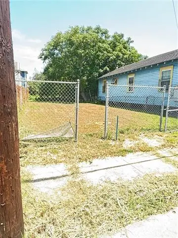 2713 N Claiborne Avenue, New Orleans, LA 70117 - #2