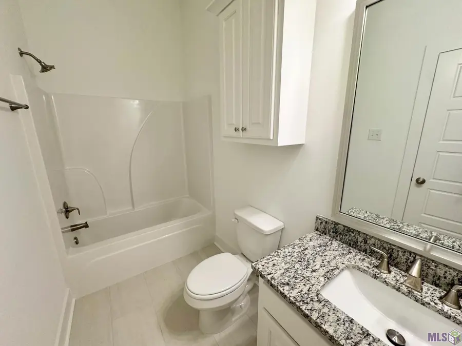 9664 Creekview Dr, Baton Rouge, LA 70836 - Image #3