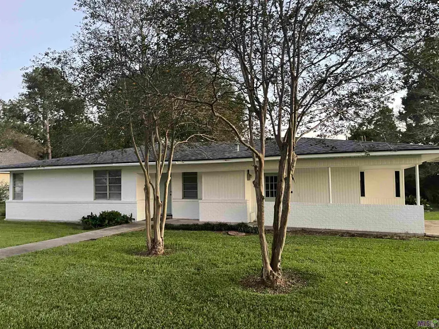 755 Maryland Ave, Port Allen, LA 70767 - Image #2